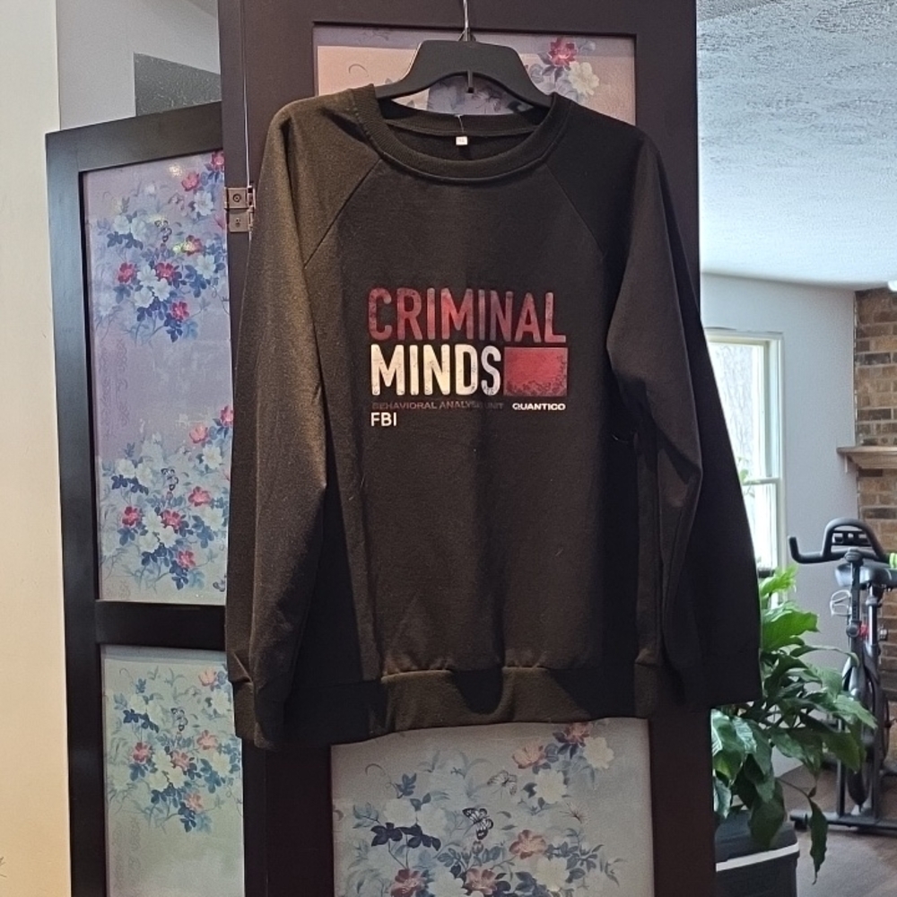 Source Unknown Black Crewneck Sweater